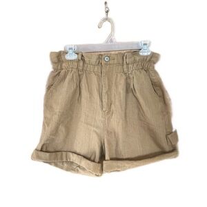 Beige Cargo Shorts​​​​​​​​​​​​